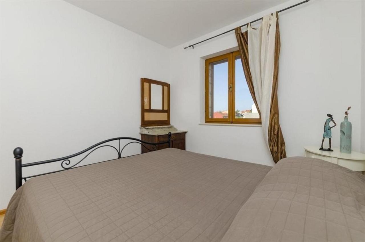 Apartments Lemar - With Parking Bol Exterior photo